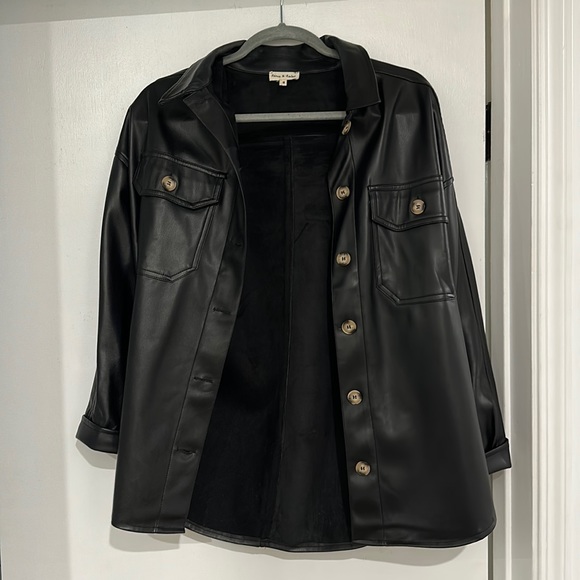 Oversized Aaron & Amber faux leather shacket - Picture 3 of 5